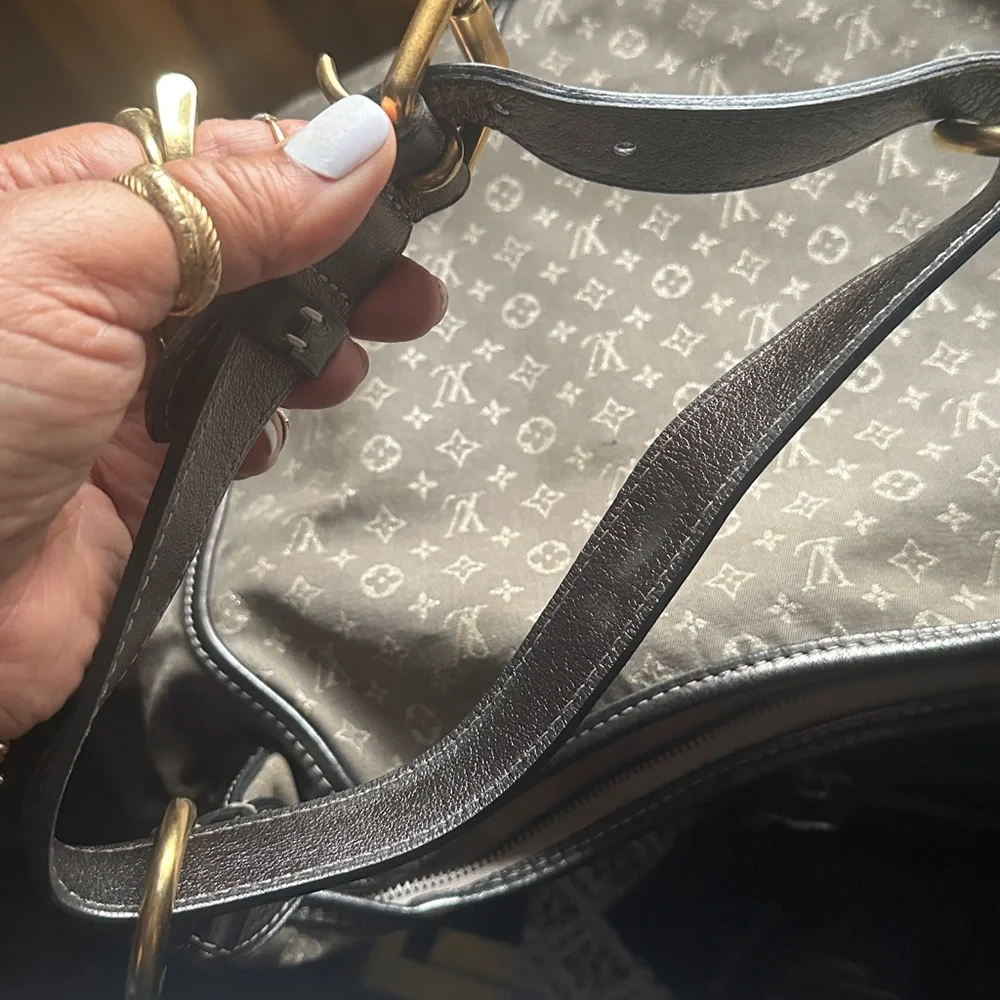 Authentic Louis Vuitton Manon gray Jean GM Mini Lin Manon Monogram Shoulder Bag